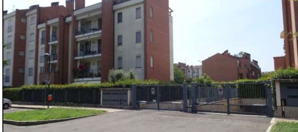 2 rooms Apartment in Cernusco sul Naviglio, Italy No. 156338 2