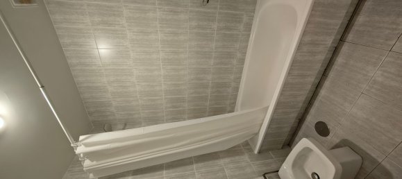 3 chambres Appartement à Madrid, Spain No. 186513 15