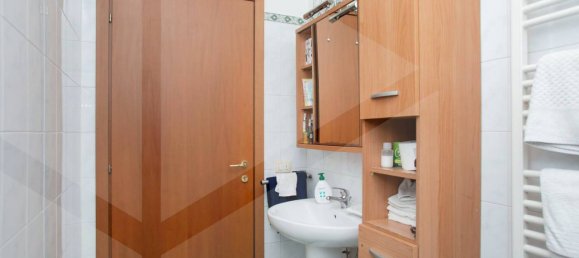 Studio in Milan, Italy No. 241662 9