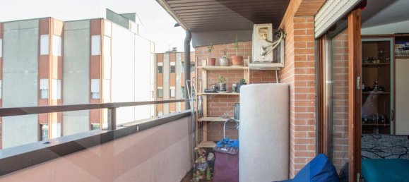 Studio in Milan, Italy No. 241662 10