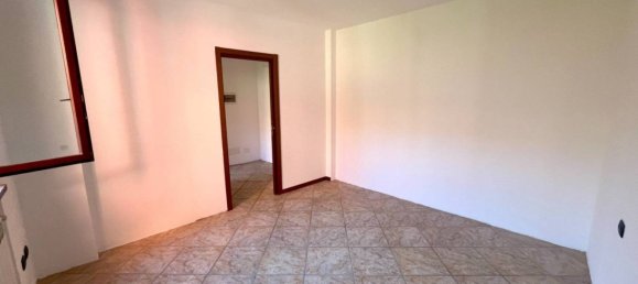 1 bedroom Apartment in Binago, Italy No. 293903 20