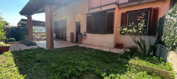 1 bedroom Apartment in Binago, Italy No. 293903 2