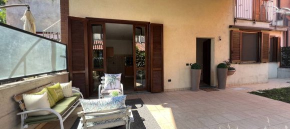 1 bedroom Apartment in Binago, Italy No. 293903 7