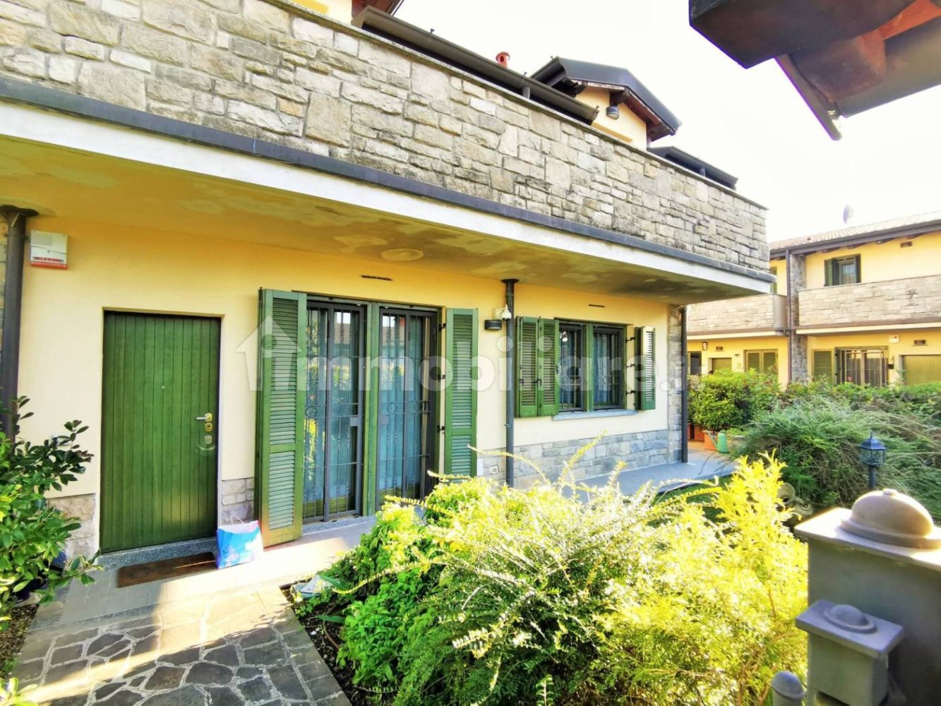 2 bedrooms Apartment in Brignano Gera d'Adda, Italy No. 365439