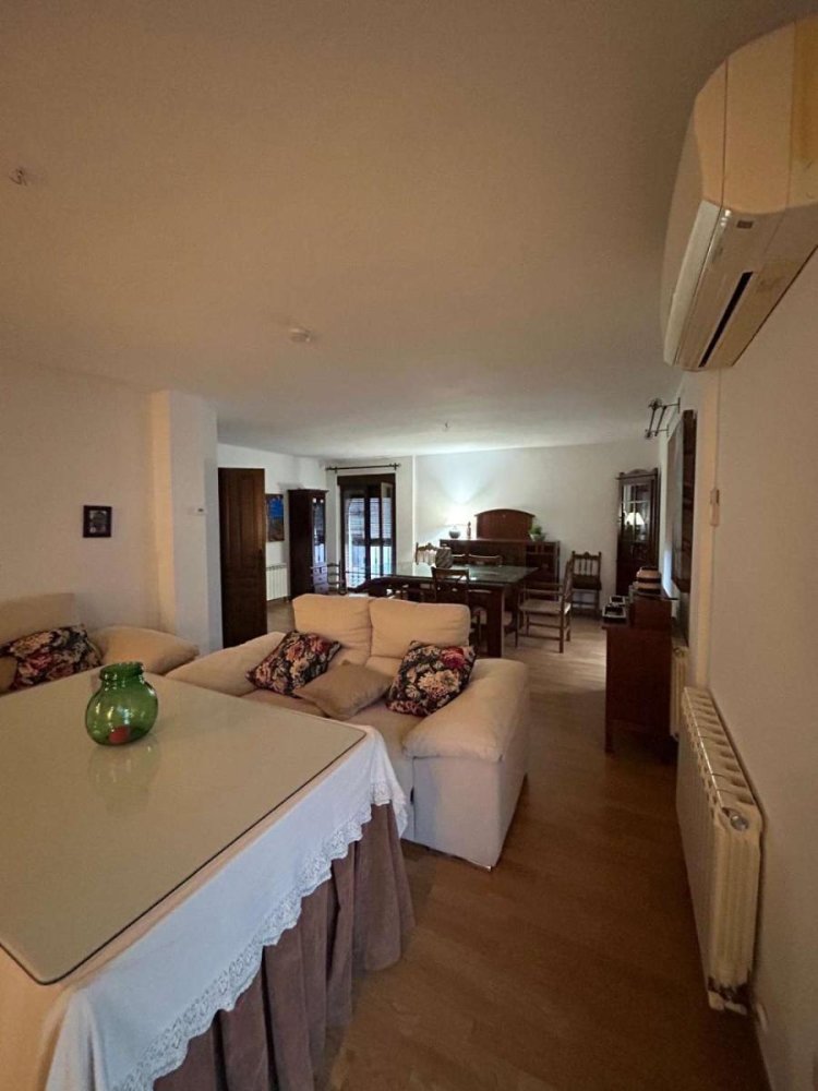 4 غرف نوم شقة في Andujar, Spain رقم 107457