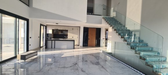 5 bedrooms Villa in Kusadasi, Turkey No. 20869 3