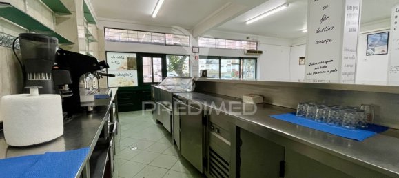 Gewerbliche Immobilie in Almada, Portugal 90m², Nr. 86723 9