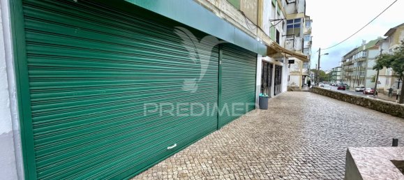 Gewerbliche Immobilie in Almada, Portugal 90m², Nr. 86723 2