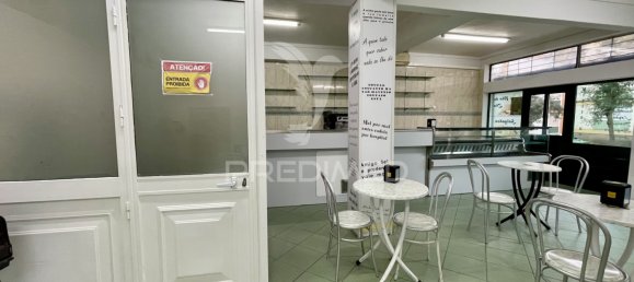 Gewerbliche Immobilie in Almada, Portugal 90m², Nr. 86723 14