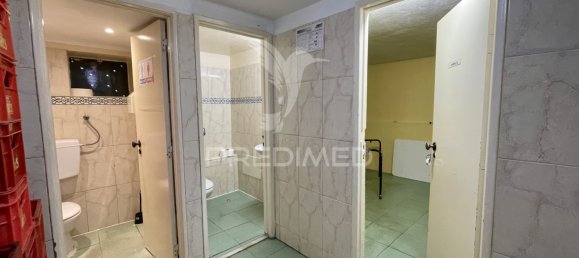 Gewerbliche Immobilie in Almada, Portugal 90m², Nr. 86723 17
