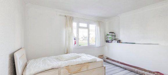 4 غرف نوم منزل في Watford, United Kingdom رقم 6037 6