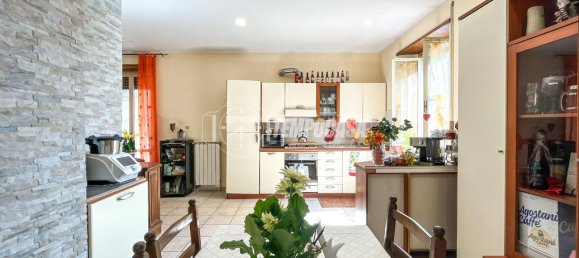 4-salle Appartement à Viterbo, Italy No. 68879 5