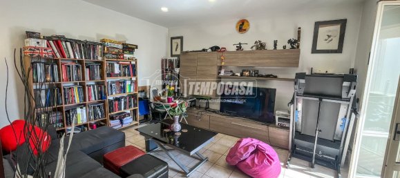 4-salle Appartement à Viterbo, Italy No. 68879 9
