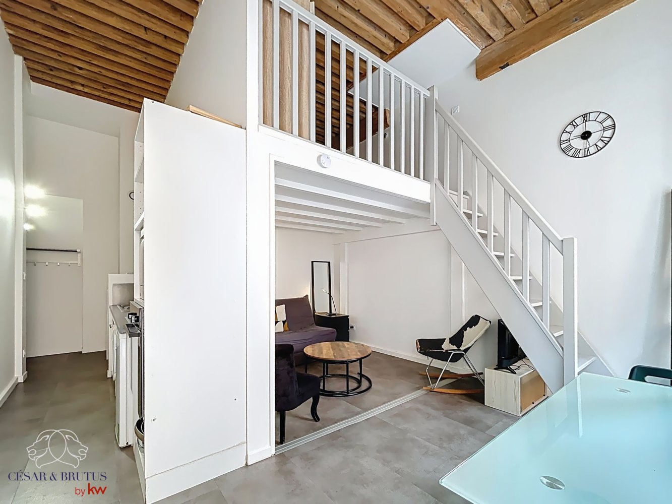 Studio in Lyon, France No. 279317