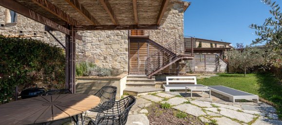 8 rooms Apartment in Umbertide, Italy No. 44602 6