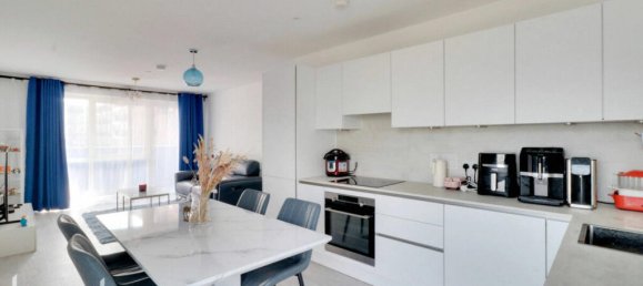 Apartamento de 2 dormitorios en Hayes, United Kingdom No. 5077 14