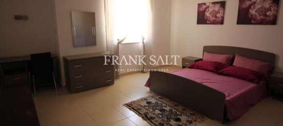 2 bedrooms Penthouse in Ta' Xbiex, Malta No. 11146 7