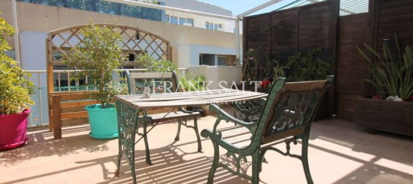 2 bedrooms Penthouse in Ta' Xbiex, Malta No. 11146 4