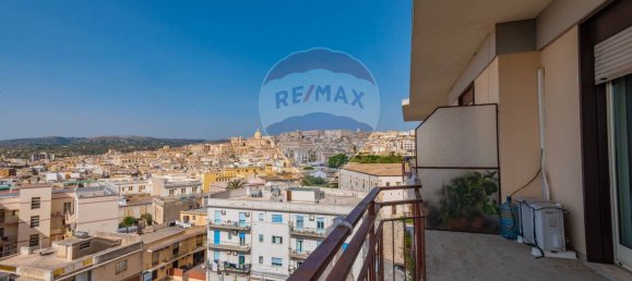 5 rooms Apartment in Noto, Italy No. 148140 35