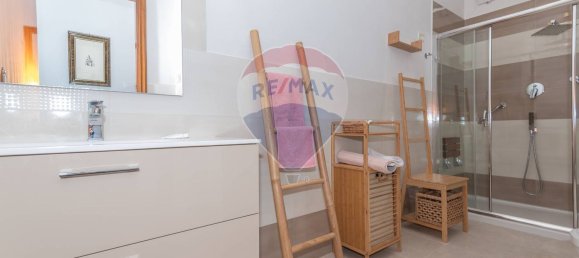 5 rooms Apartment in Noto, Italy No. 148140 7