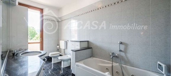 Casa de 8 divisões em Langhirano, Italy N.º 270664 16