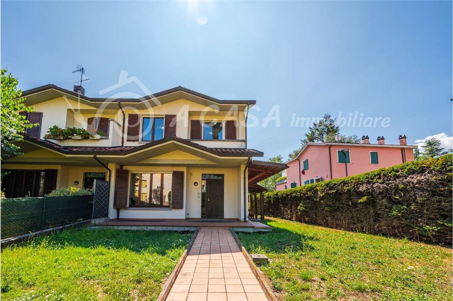 Casa de 8 divisões em Langhirano, Italy N.º 270664