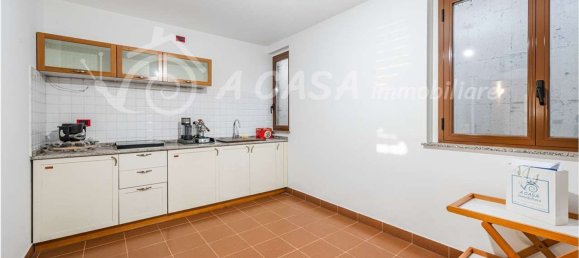 Casa de 8 divisões em Langhirano, Italy N.º 270664 29