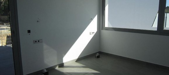 4 bedrooms Villa in Benissano, Spain No. 4418 13