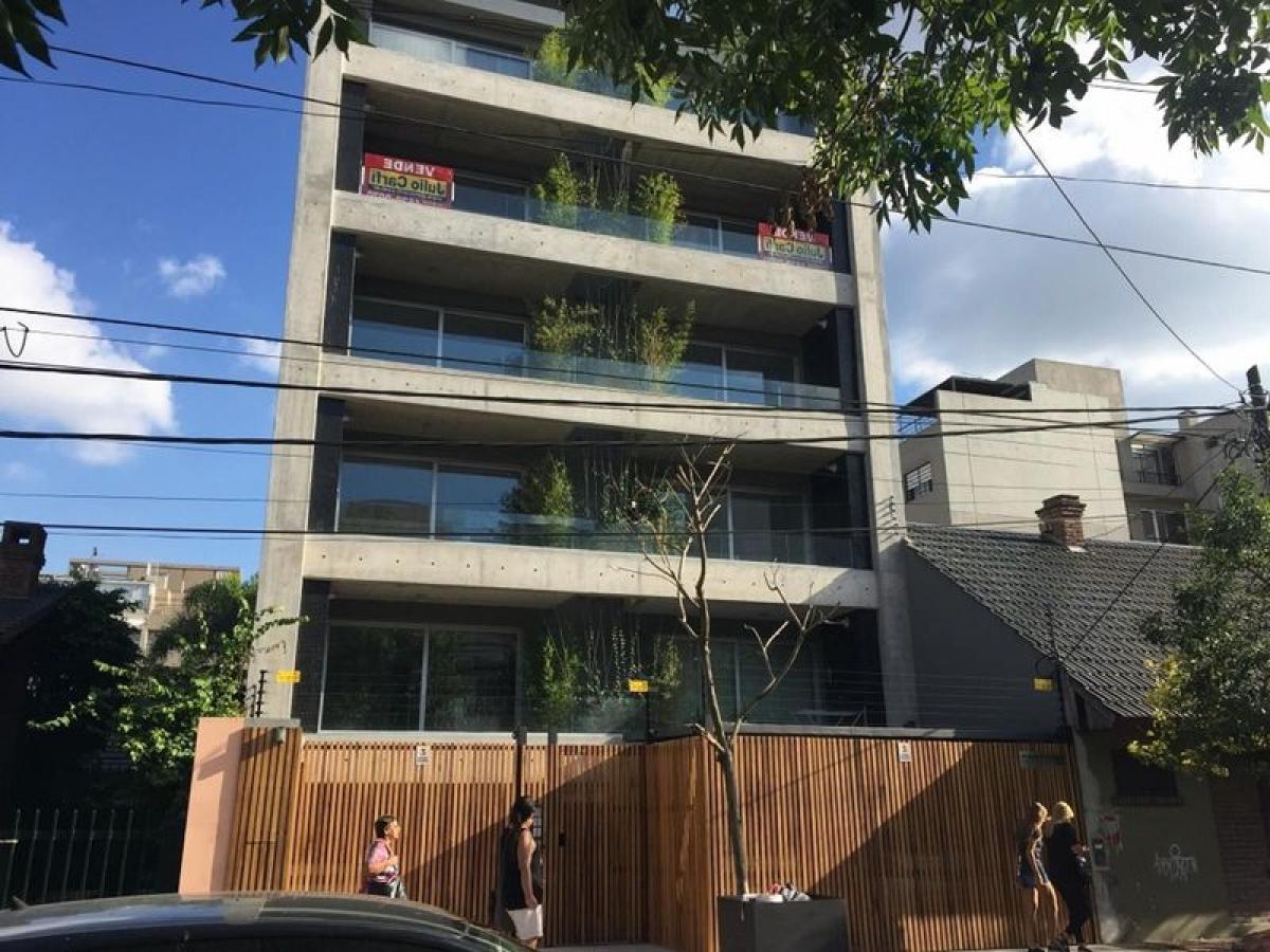 Studio in Moron, Argentina No. 20313