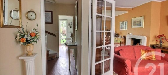 Casa de 3 dormitorios en Merignac, France No. 317395 4