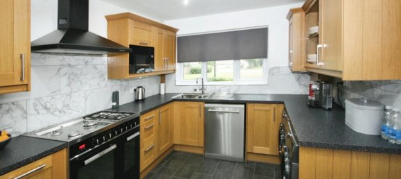 2 bedrooms Commercial property in Maidstone, United Kingdom No. 10799 2