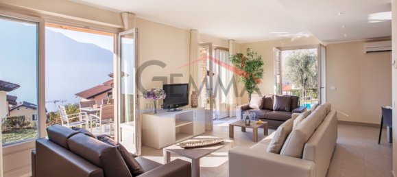 Villa de 5 dormitorios en Tremezzina, Italy No. 53440 14