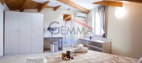 Villa de 5 dormitorios en Tremezzina, Italy No. 53440 38