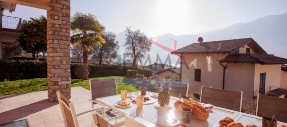 Villa de 5 dormitorios en Tremezzina, Italy No. 53440 26