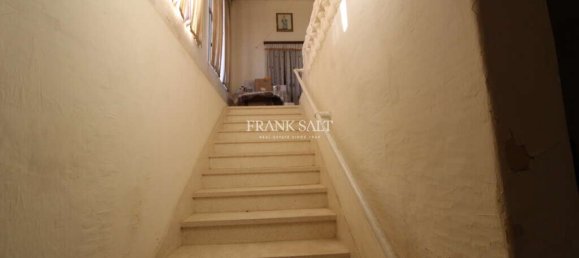 Дом с 5 спальнями в Сан-Лауренц, Мальта № 2827 7