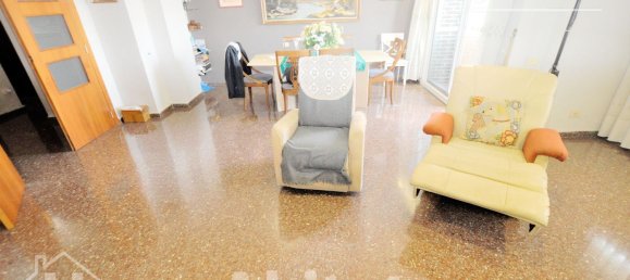 Apartamento de 3 dormitorios en Valencia, Spain No. 150104 27