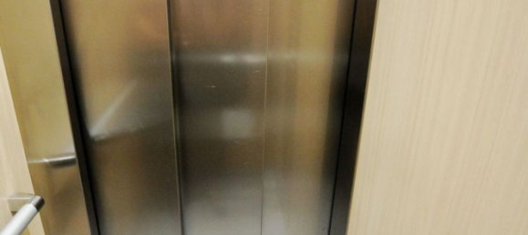 Apartamento de 3 dormitorios en Valencia, Spain No. 150104 10