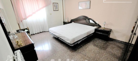 Apartamento de 3 dormitorios en Valencia, Spain No. 150104 55