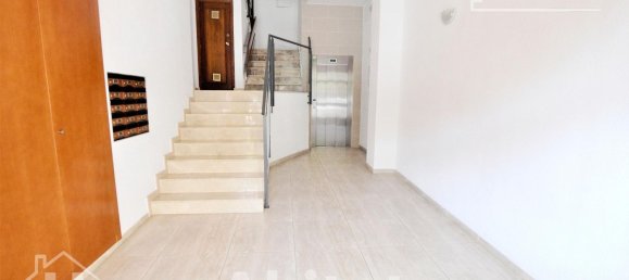 Apartamento de 3 dormitorios en Valencia, Spain No. 150104 16