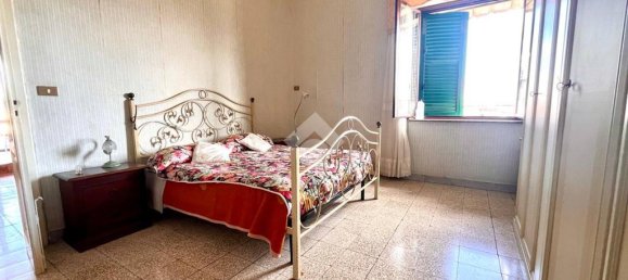 2 bedrooms Apartment in Naples, Italy No. 318084 3