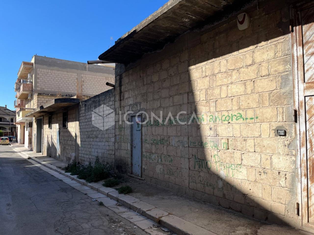 Propiedad comercial en Cerignola, Italy No. 257786