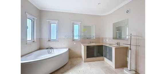 5 Schlafzimmer Villa in Almancil, Portugal, Nr. 101548 28