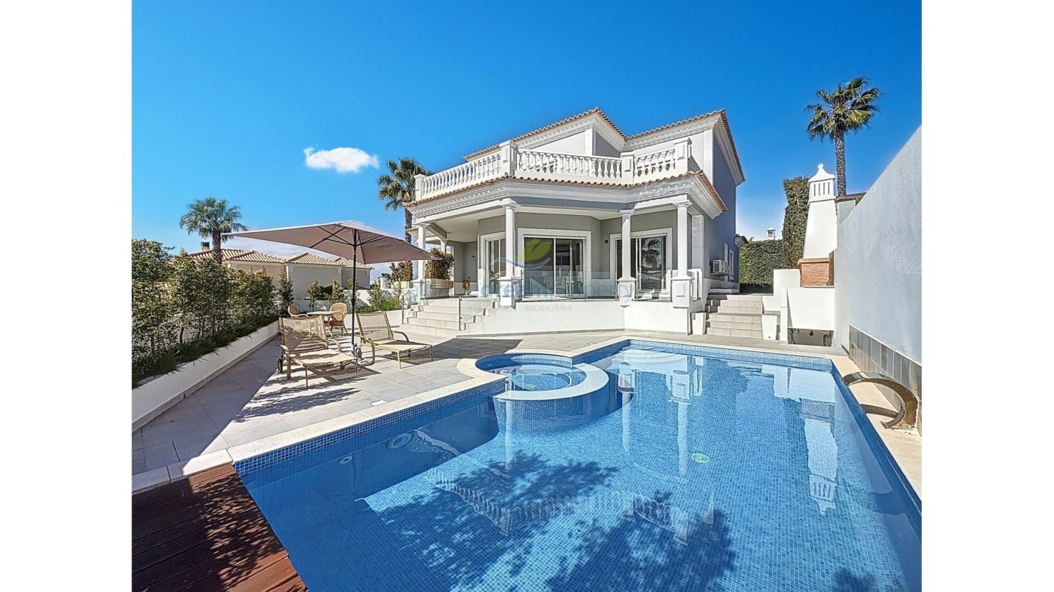 5 Schlafzimmer Villa in Almancil, Portugal, Nr. 101548