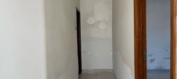4 rooms House in Carinaro, Italy No. 284057 6