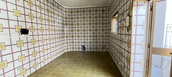 4 rooms House in Carinaro, Italy No. 284057 16