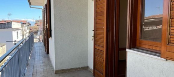 4 rooms House in Carinaro, Italy No. 284057 27