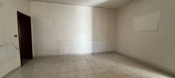 4 rooms House in Carinaro, Italy No. 284057 13