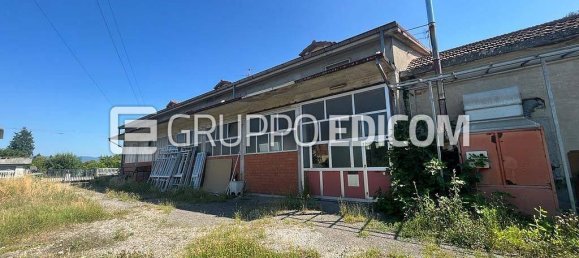 1 room Warehouse in Villafranca in Lunigiana, Italy No. 351285 2