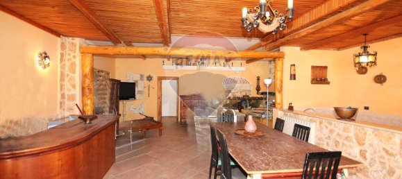 Villa de 5 divisões em Guidonia Montecelio, Italy N.º 15680 25