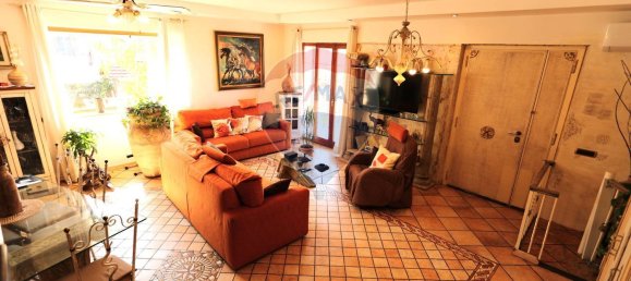 Villa de 5 divisões em Guidonia Montecelio, Italy N.º 15680 3